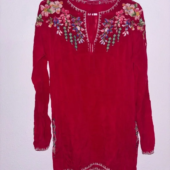 Johnny was Embroidered Pink Women's Top M - Picture 3 of 6